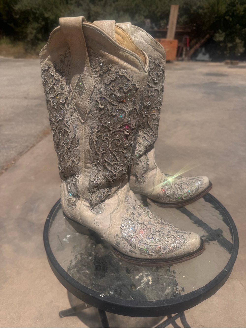 Sparkling White Embroidered Western Heeled Boots for Women
